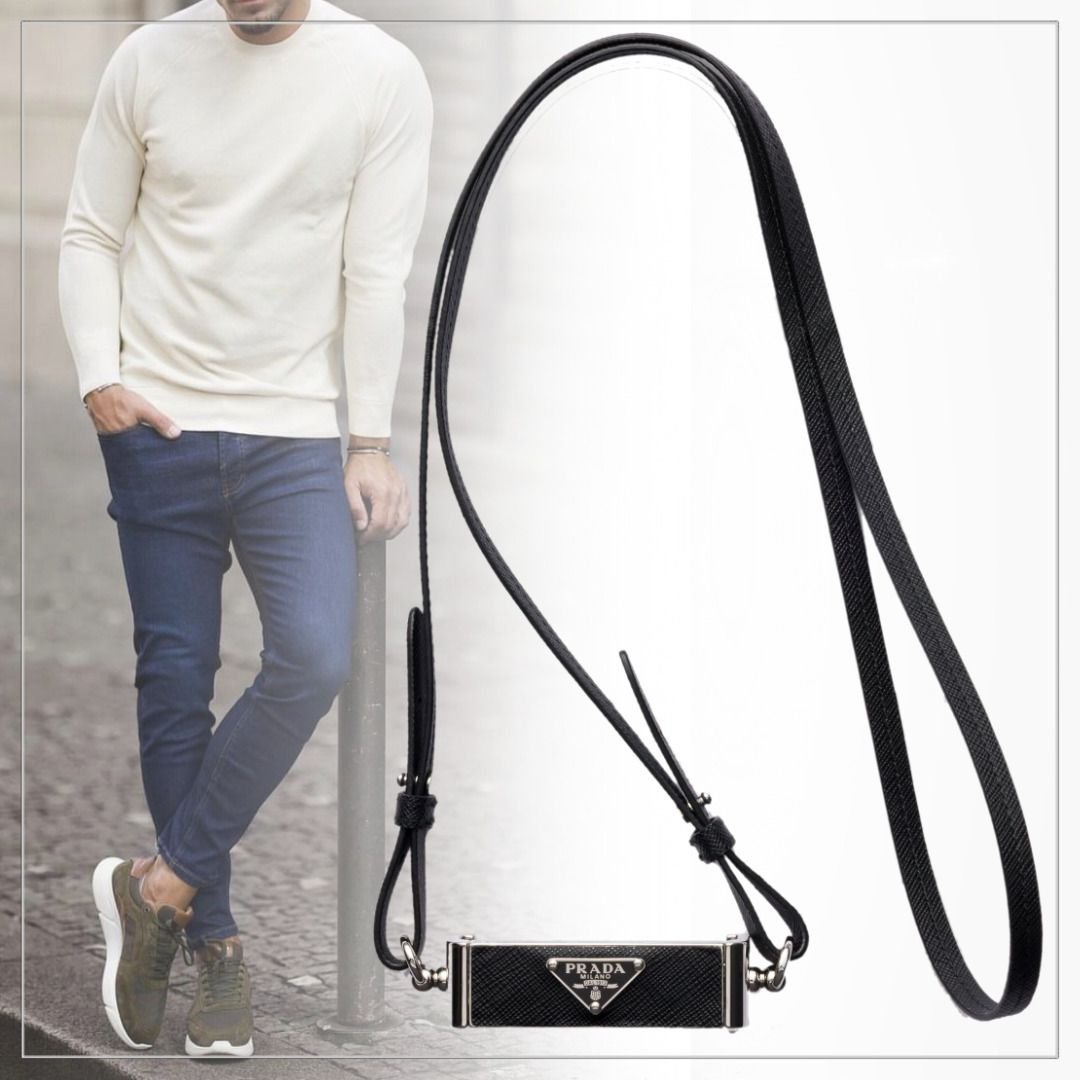 PRADA◇メタル サフィアーノレザー スマートフォンケース ロゴ (PRADA